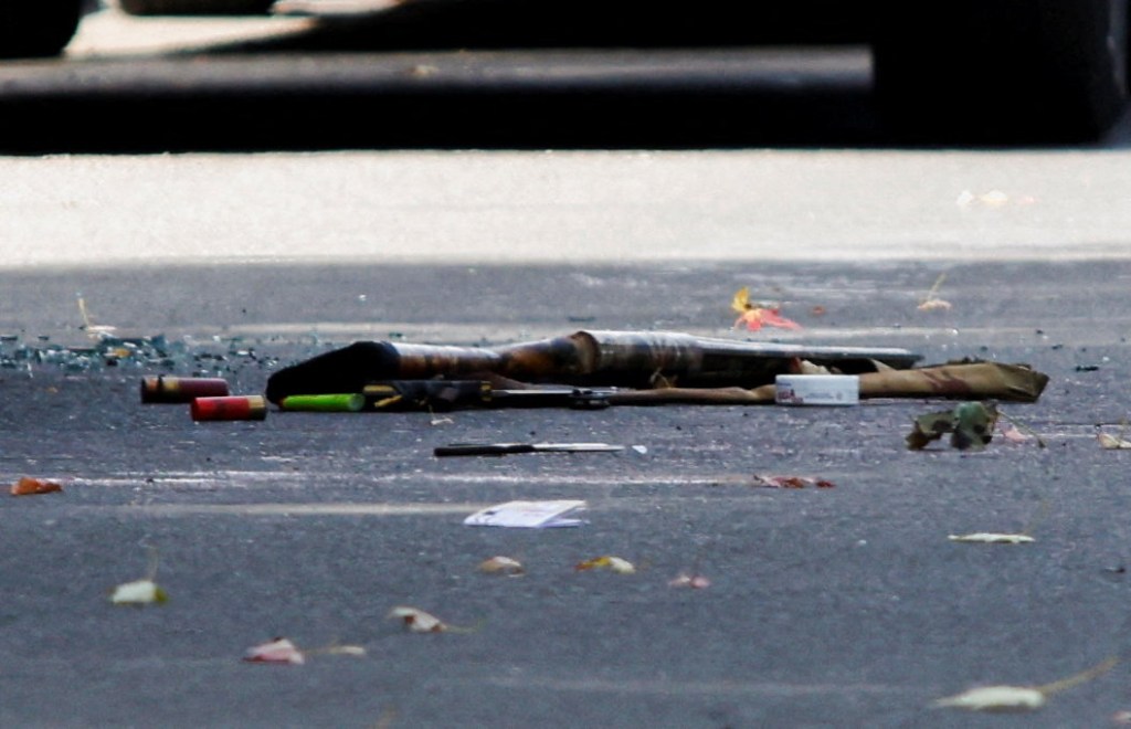 Ex-Canadian soldier opens fire at synagogue on Yom Kippur, wounds cop in possible antisemitic attack: officials
