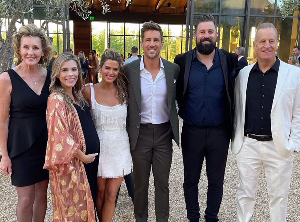 Aaron Rodgers makes shocking update about brother Jordan and family estrangement
