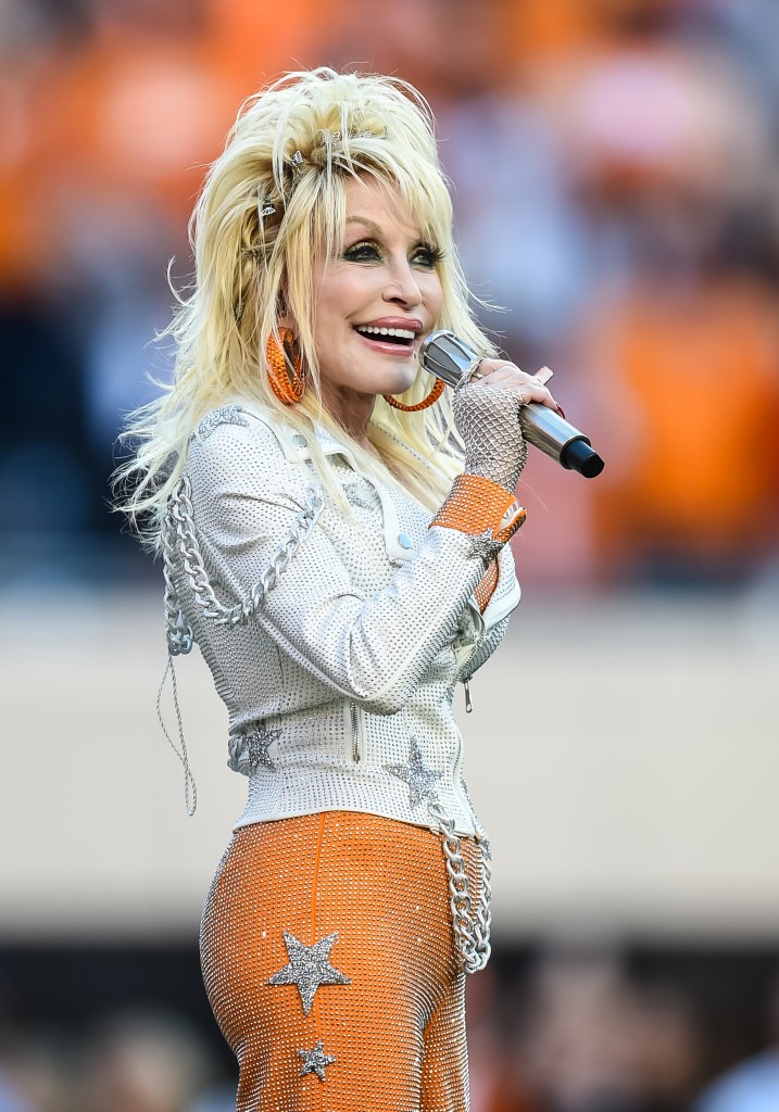 Dolly Parton’s secret trip for experimental cancer treatment revealed