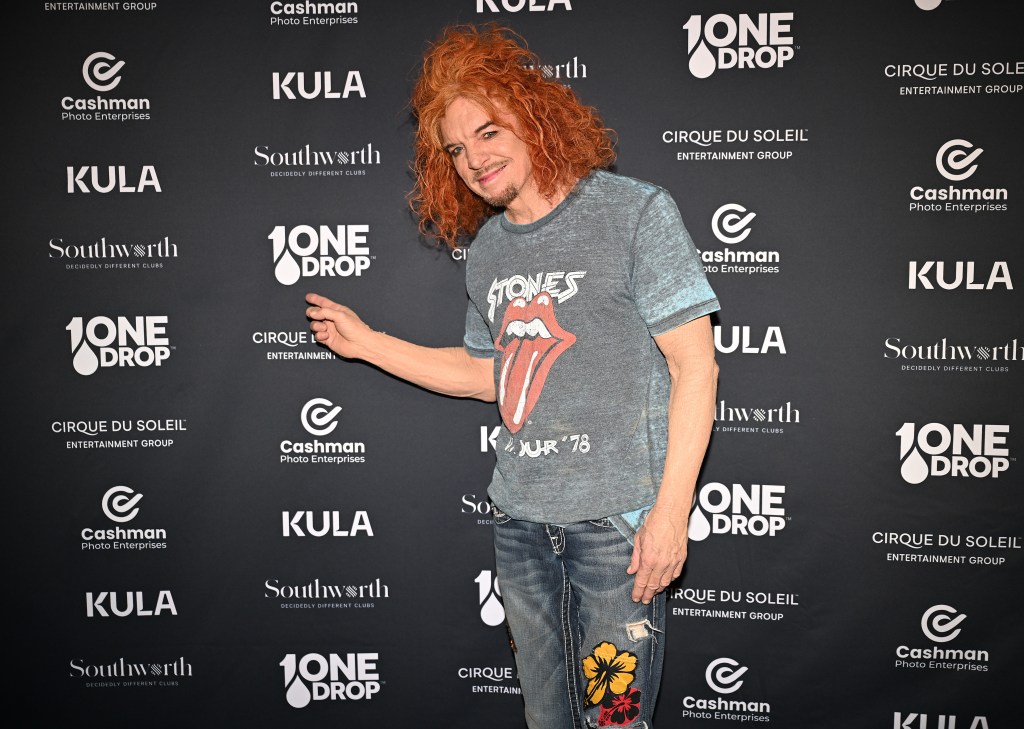 Carrot Top hospitalized after attempted suicide, Friday Vegas show canceled: report