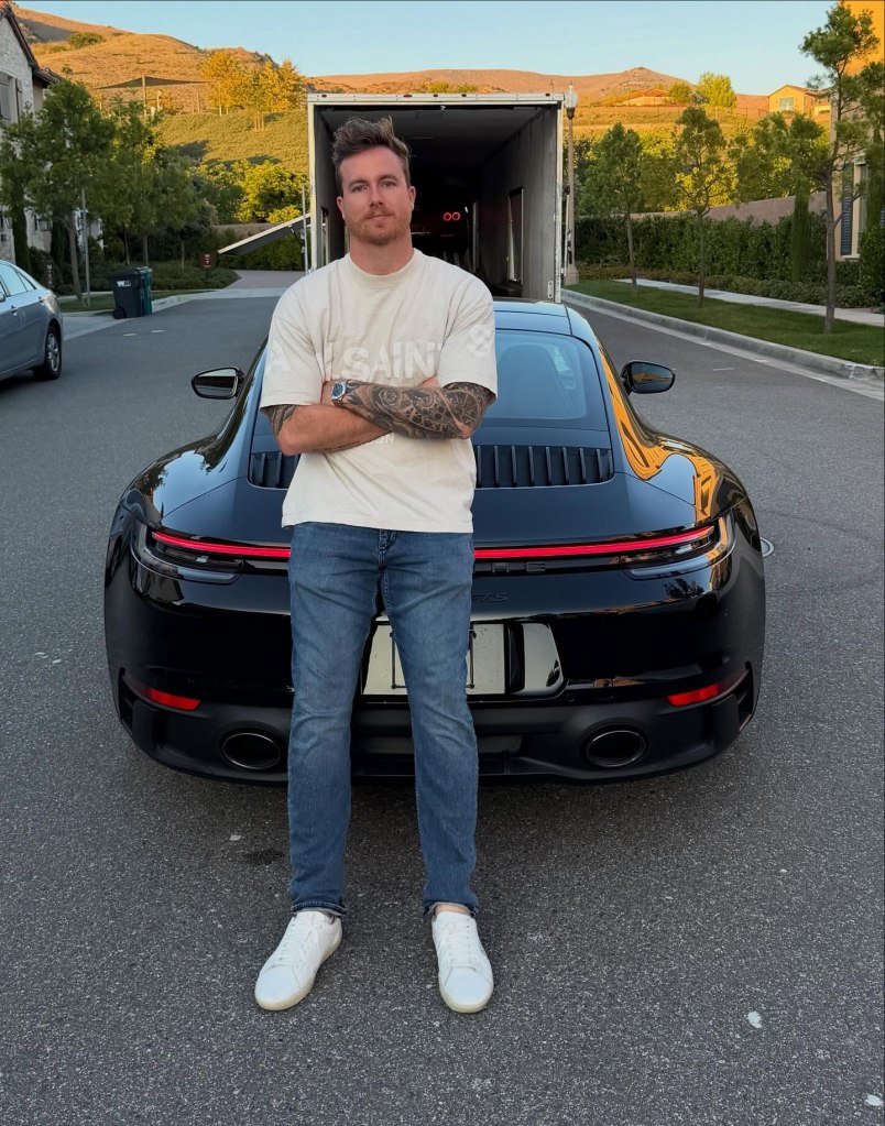 Cops reveal likely reason behind supercar crash that killed car influencer and Hooters calendar girl