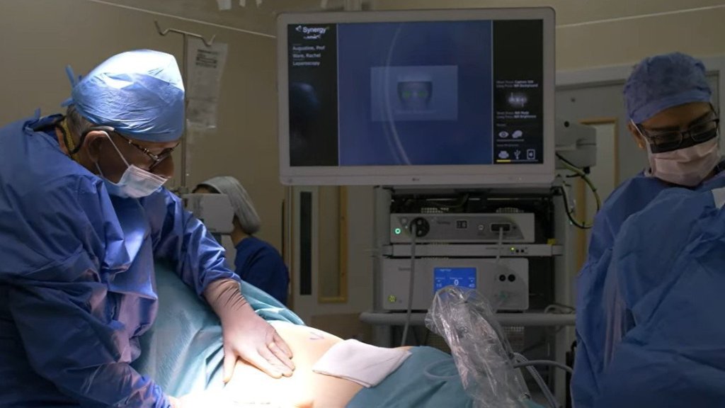 Sister saves her brother’s life by donating kidney after his rare diagnosis
