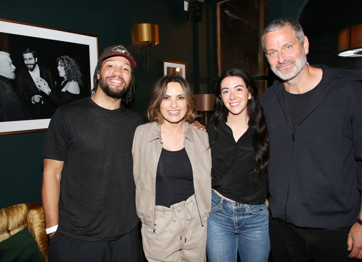 Knicks star Jalen Brunson crashes BFF Mariska Hargitay’s Emmys 2026 opener