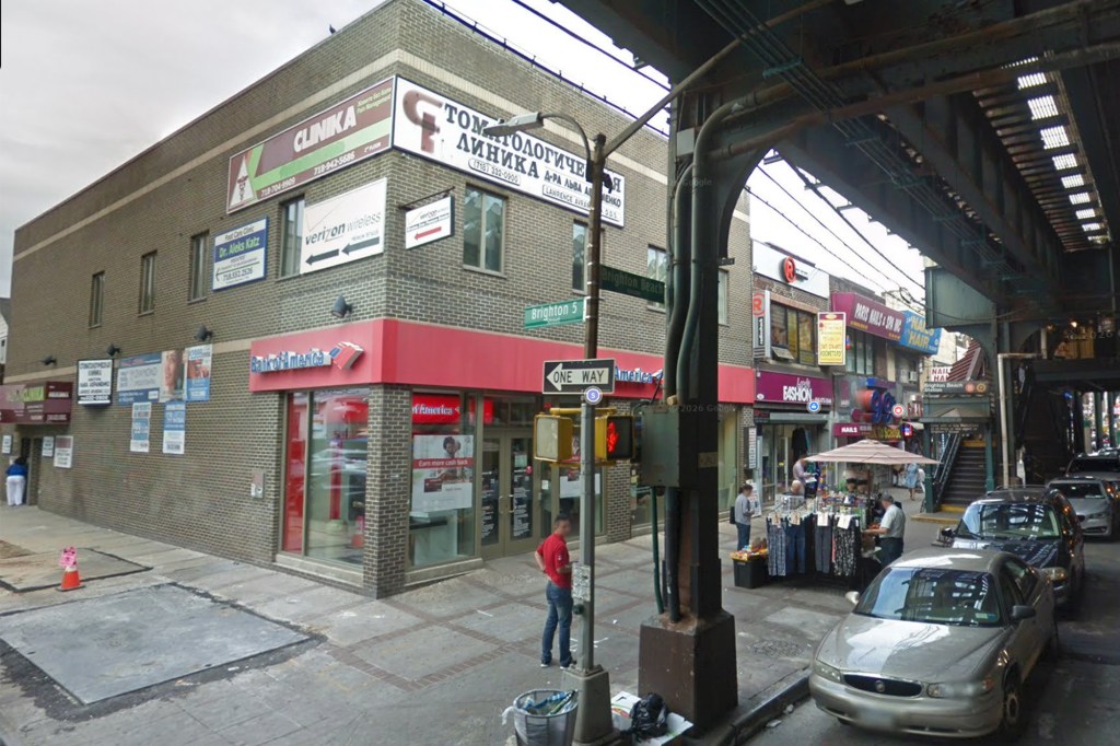 Bully throws baby crib filled with trash at woman, 90, on NYC sidewalk: video