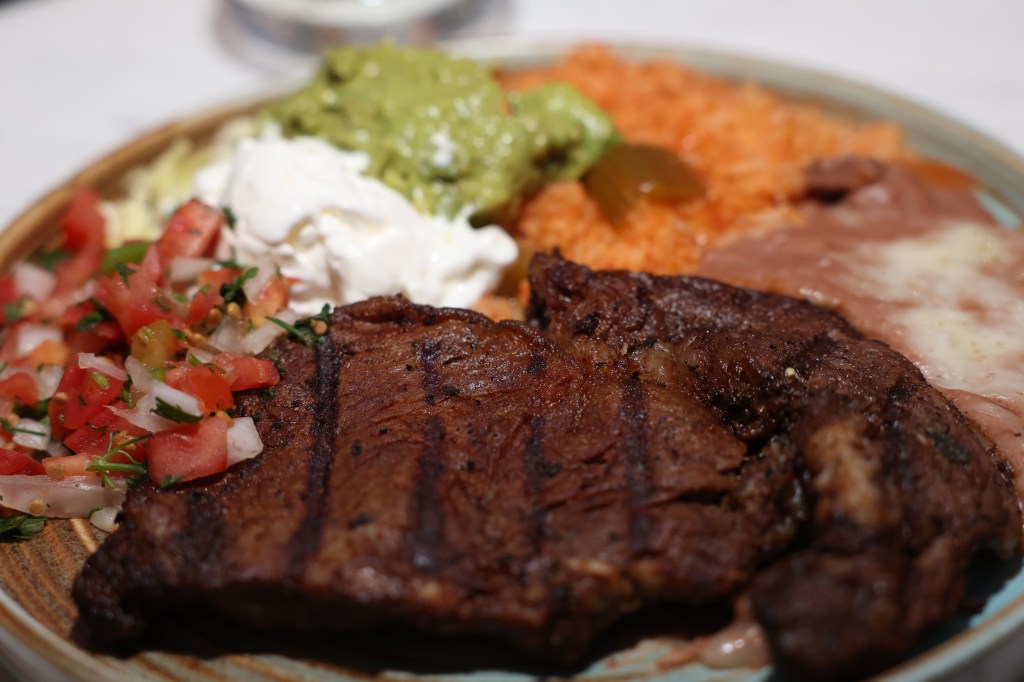 Beloved LA restaurant celebrates seven decades with 92% discount on longtime combo