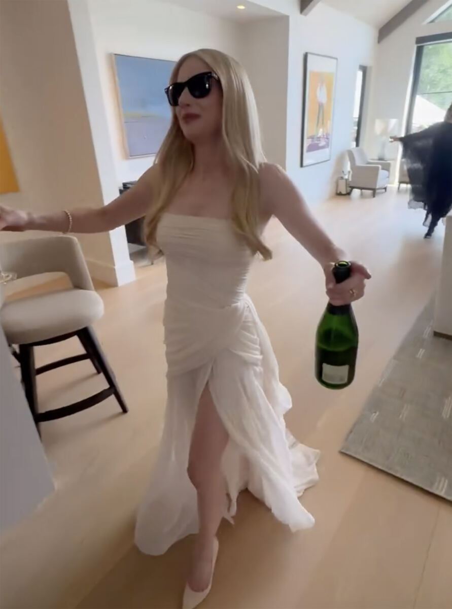 Emma Roberts has ‘no regrets’ about ‘weird’ wedding dress