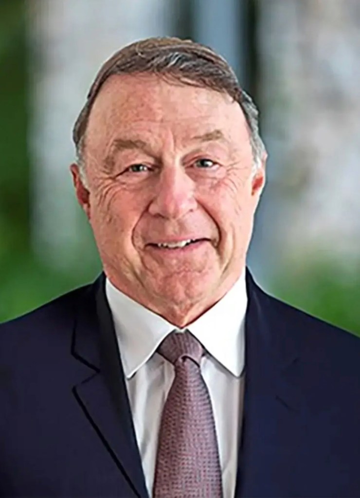 Billionaire Brewers owner ordered to spend $2 million returning sand he ‘stole’ from California beach to protect his Malibu mansion
