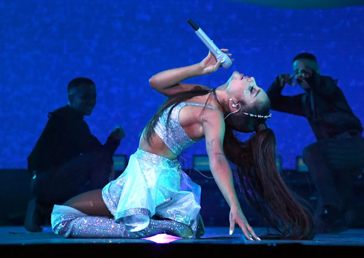 Ariana Grande breaks down in tears during emotional final speech before extended music hiatus