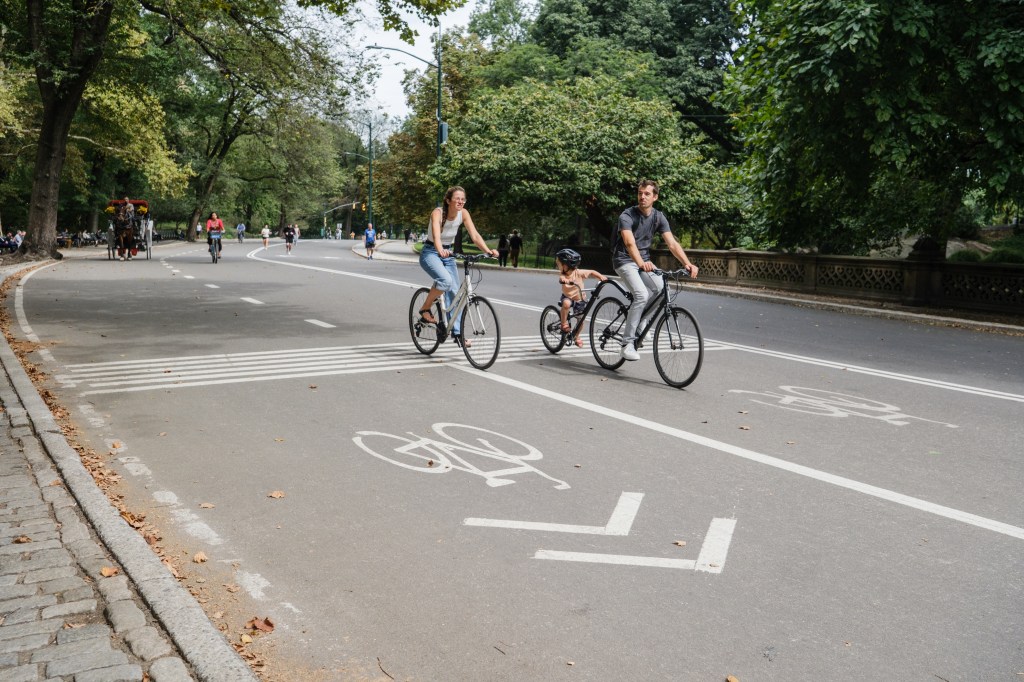 Dedicated dad of 2 killed by Central Park bicyclist during walk to work