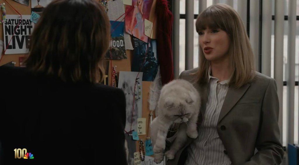 Taylor Swift — and her cat — make surprise cameo at Emmys 2026