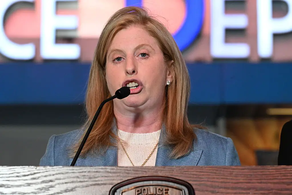 Victim killed in Times Square stabbing named as Bank of America Vice President Erin Piacenti
