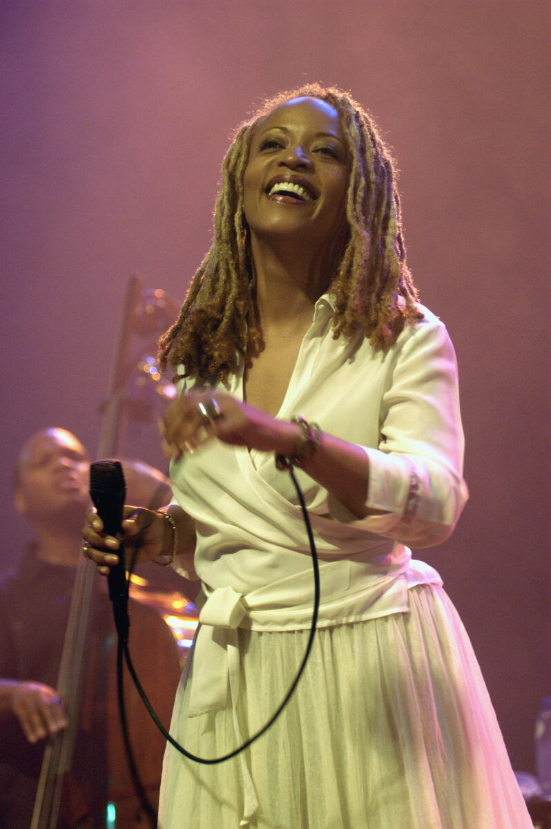 Two-time Grammy Award-winning jazz singer Cassandra Wilson dead at 70