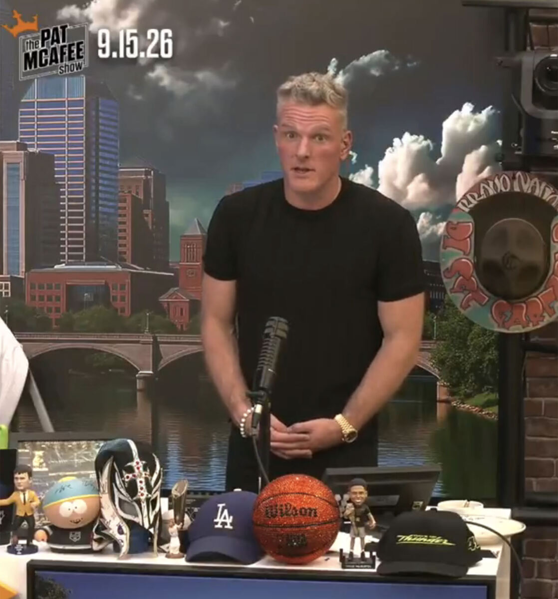 ESPN’s Pat McAfee shares insider details from Taylor Swift and Tom Cruise’s Chiefs suite moment