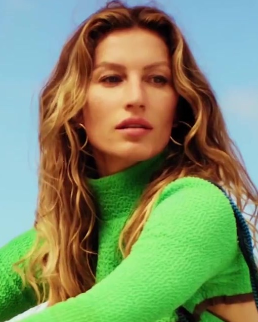 Gisele Bündchen lifts weights in lingerie for i-D’s ‘Mother’ issue