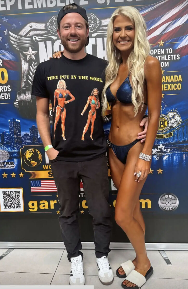 Bikini-clad Elizabeth Smart pens emotional message after placing at bottom of bodybuilding competition