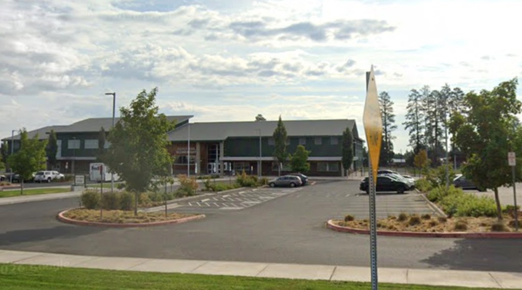 Oregon elementary school on lockdown after active shooter report