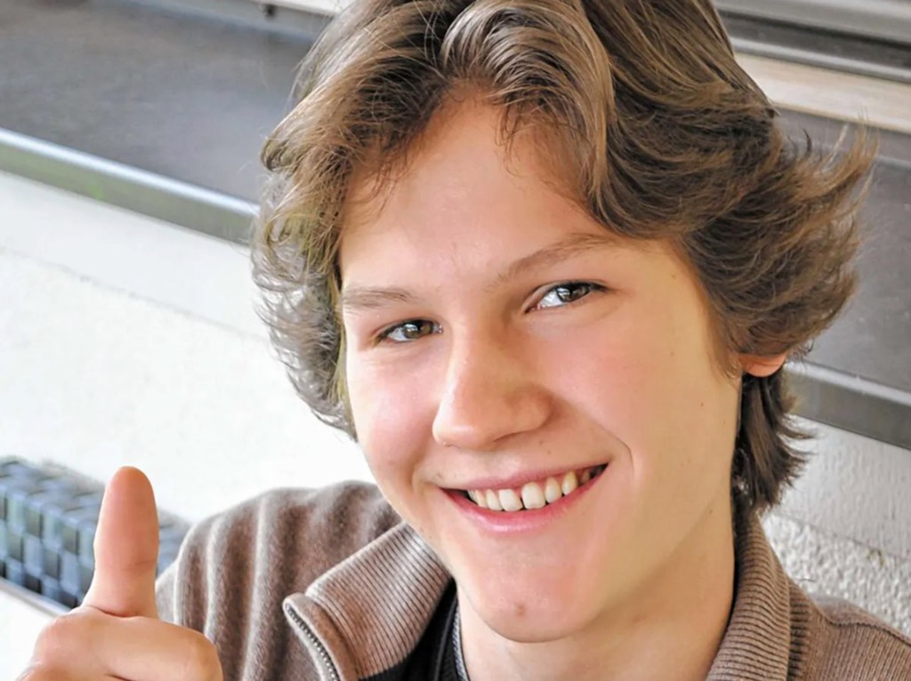 Influencer and video game creator, Manuel Otto, dies after setting himself on fire in horrific livestream