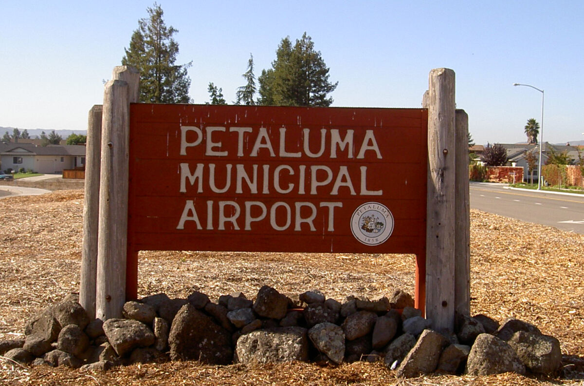 Plane erupts in flames after crashing in California wine country