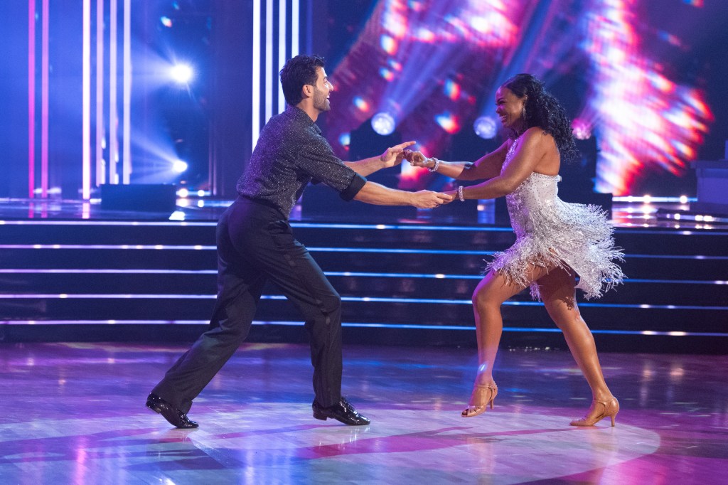 Tatyana Ali and Alfonso Ribeiro honor late ‘Fresh Prince of Bel-Air’ dad James Avery with touching ‘DWTS’ tribute