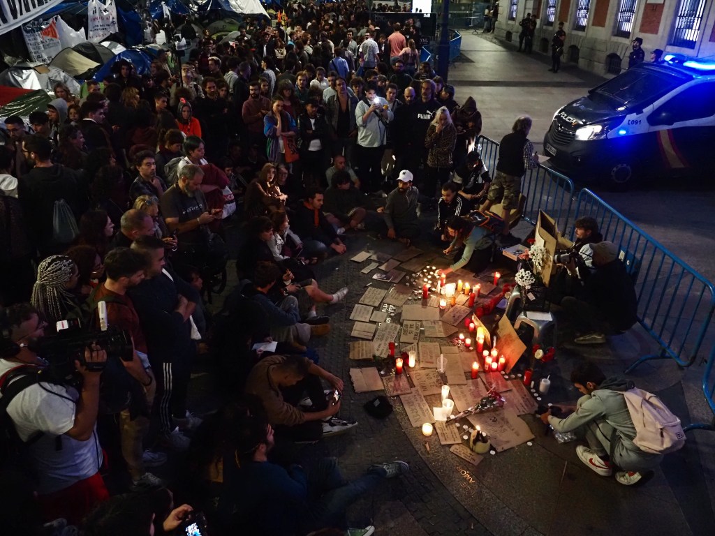Spanish woman whose eviction sparked housing protests dies at 87 as crowds chant ‘murder’