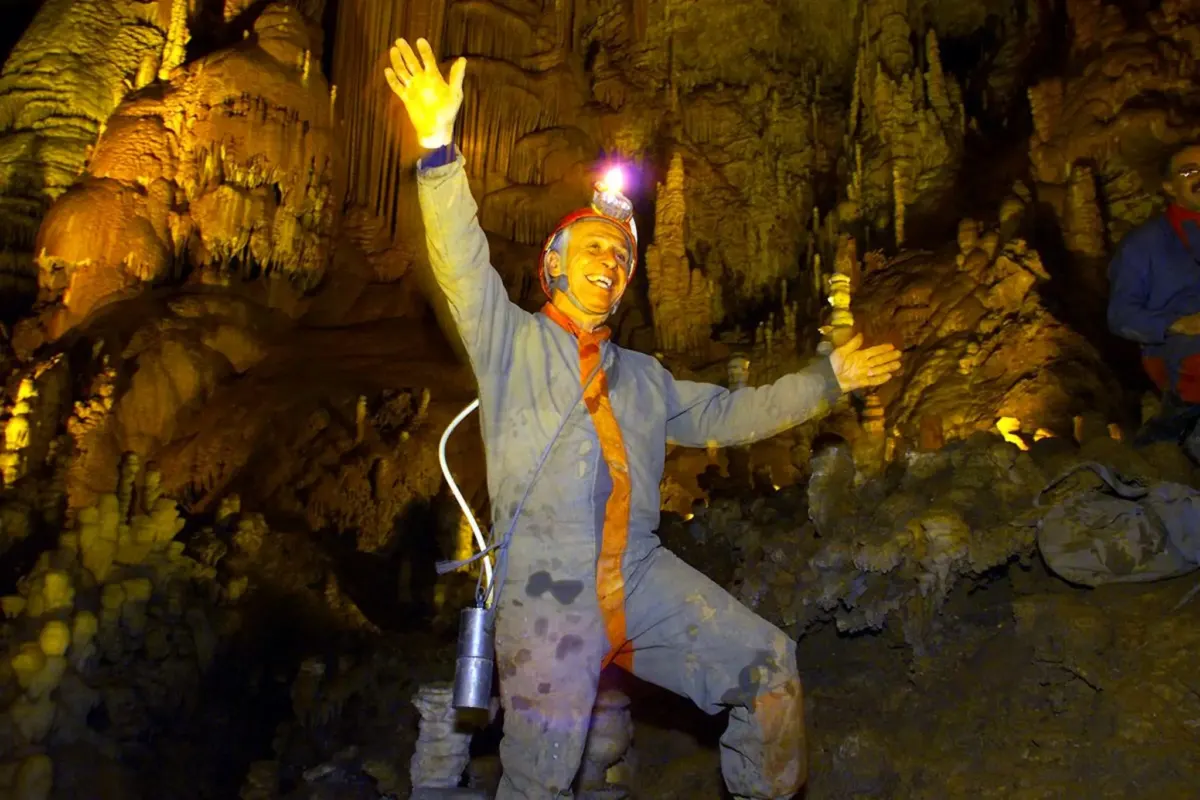 Man who lived in cave with no concept of time ended up experiencing unbelievable effect on his body clock