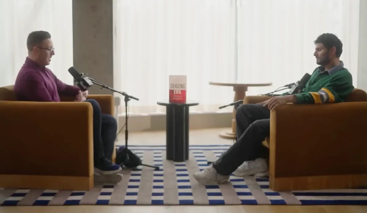 Medium explains why 'no one dies alone' as he opens up about grief