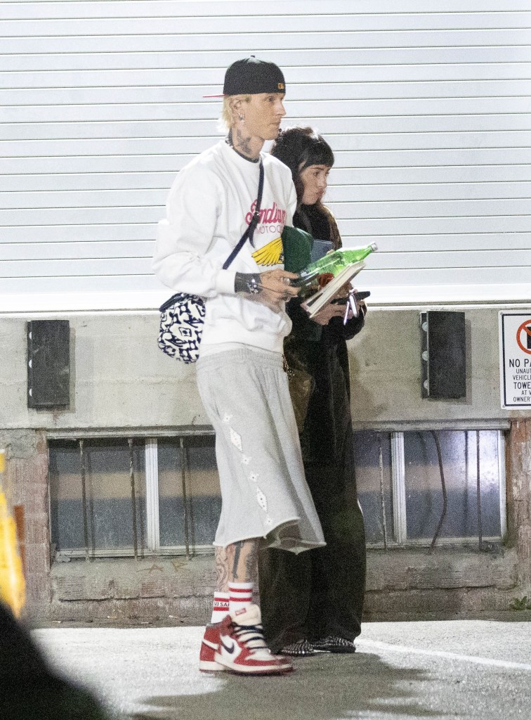 MGK spends the night at Dakota Johnson’s house after wrapping up studio session in LA