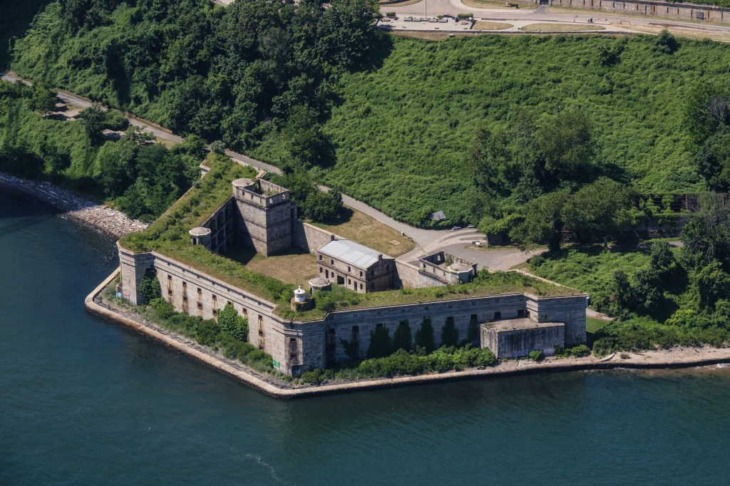 Expert says this NYC borough is the most haunted of all, with ‘wall-to- wall ghosts’