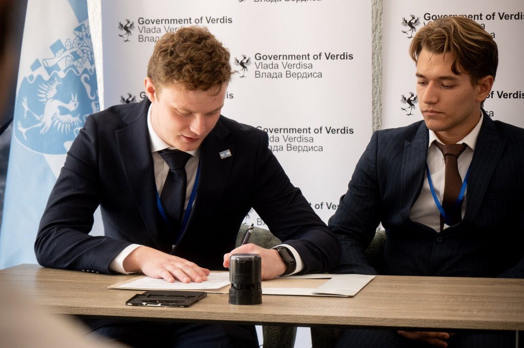 British man, 21, who founded his own country receives award from the United Nations