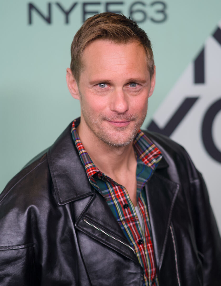 Alexander Skarsgård’s freaky footwear at ‘Wicker’ premiere divides fans