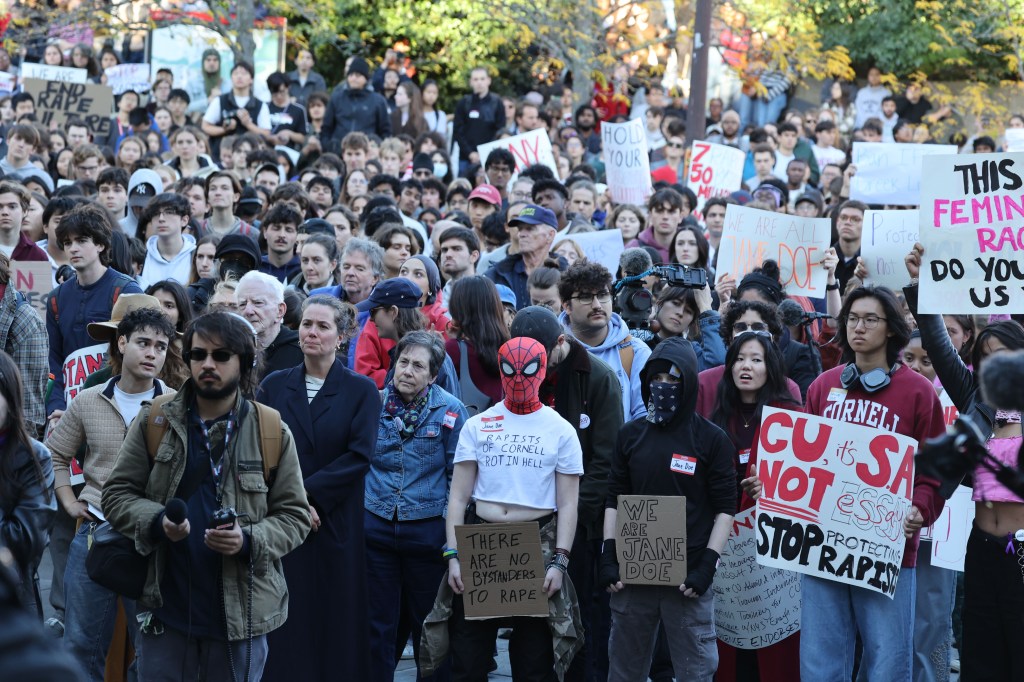 More than 1K protesters descend on Cornell, demand prez resign over alleged frat gang rape: ‘We are all Jane Doe’