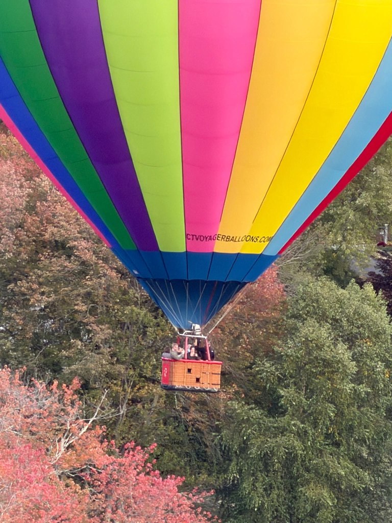 Connecticut orchard claims hot air balloon company has been swiping its apples from the sky in seething post