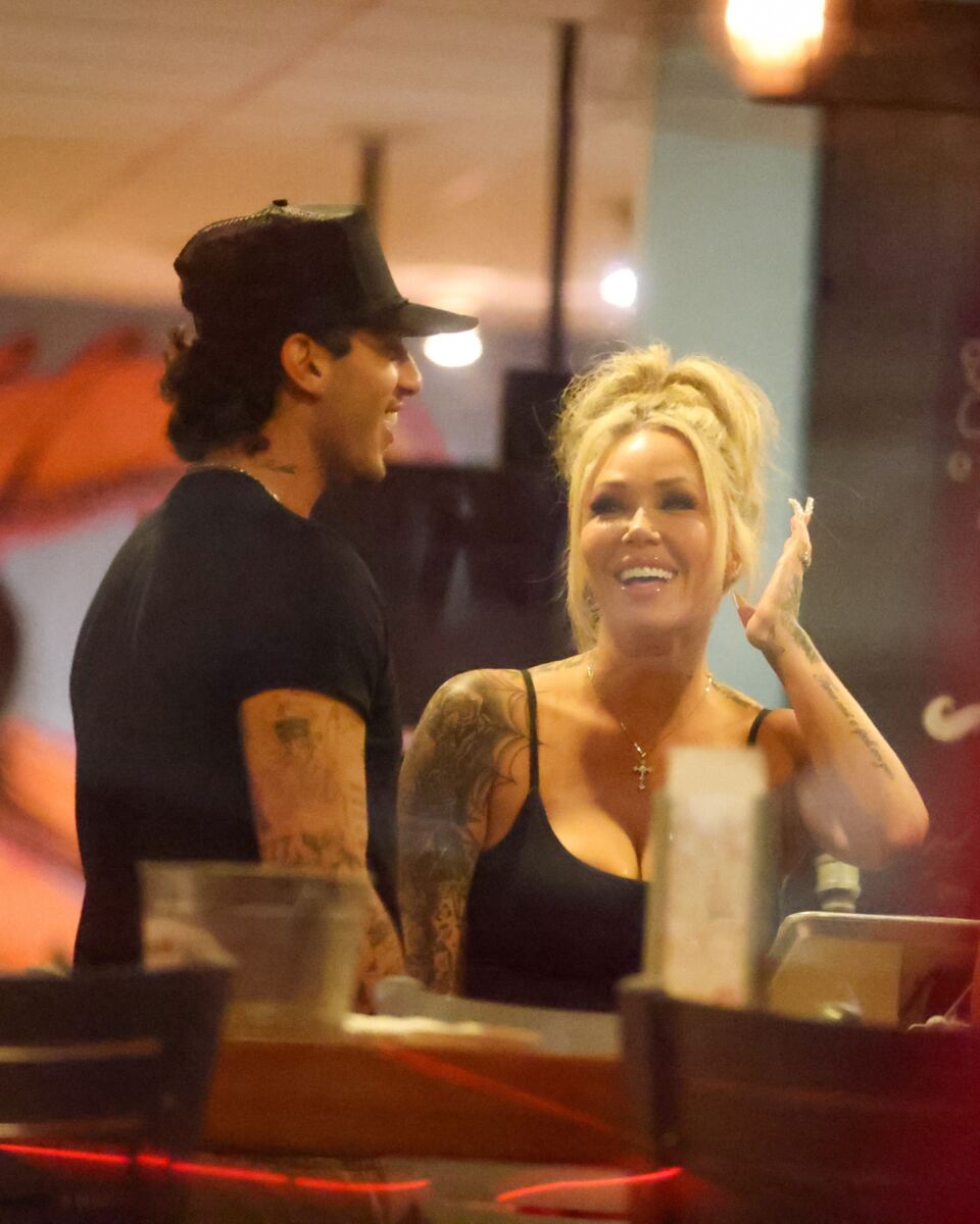 Bunnie Xo, 46, passionately kisses 24-year-old boyfriend Dylan Wolf after defending age gap backlash