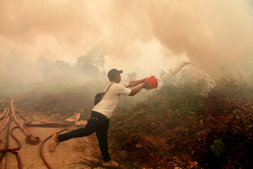 Toxic haze covering Southeast Asian cities sparks student protests in Indonesia: ‘If we burn, you burn with us!’