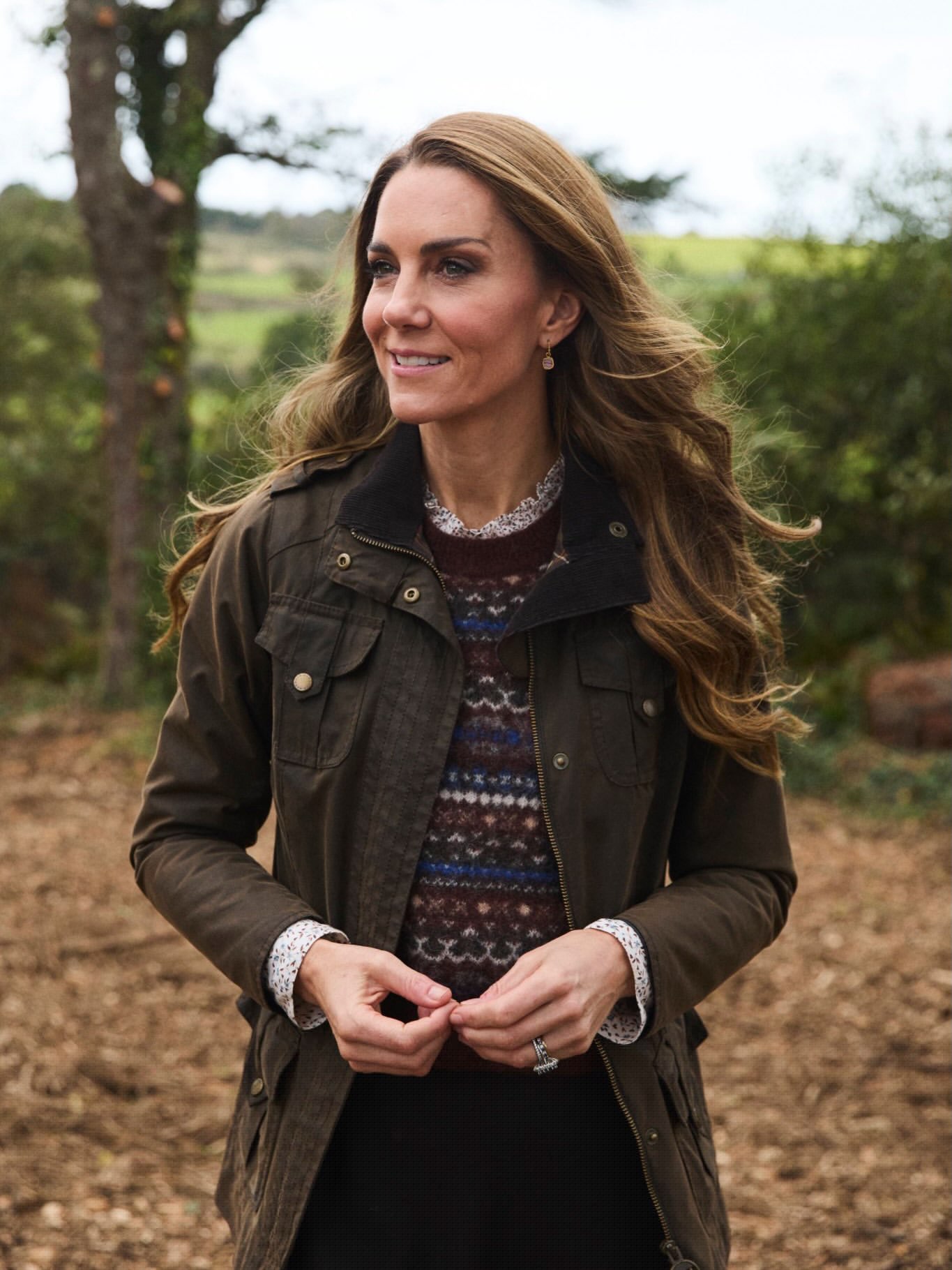 Kate Middleton glows in newest portrait released a day after Meghan Markle, Prince Harry’s first official outing