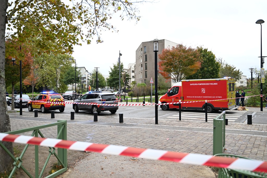 Racist terrorist using military-grade weapon kills one, injures several others — including girl — in Paris suburb