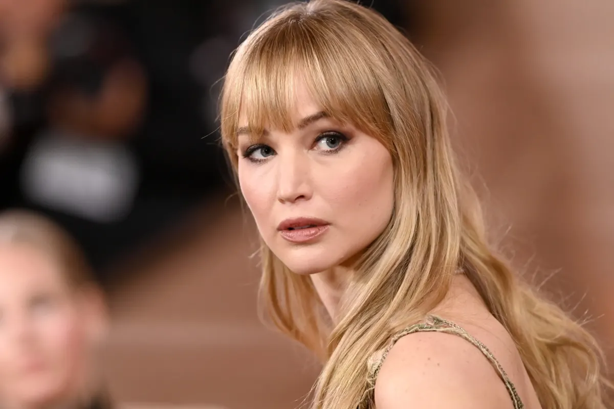 Jennifer Lawrence responds to Liam Hemsworth's claim about her 'disgusting' kissing habit on Hunger Games