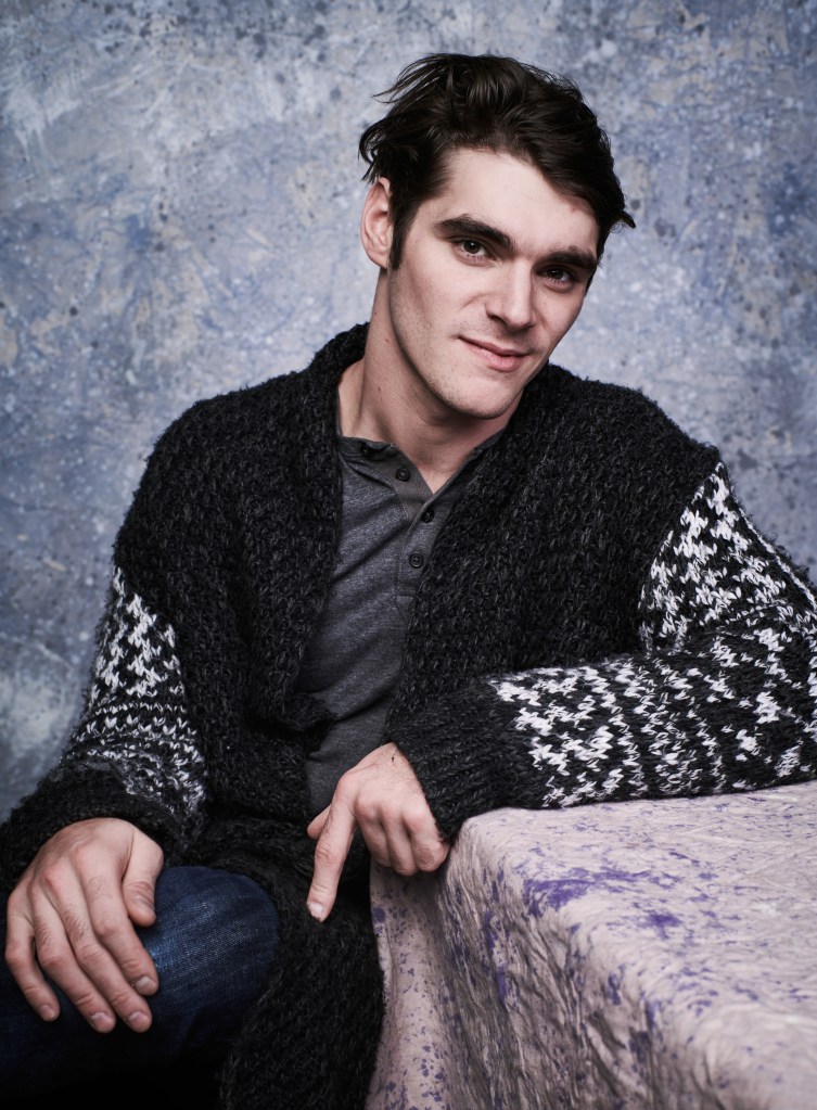‘Breaking Bad’ star RJ Mitte claimed Hollywood didn’t want him on screen in heartbreaking texts before death at 34