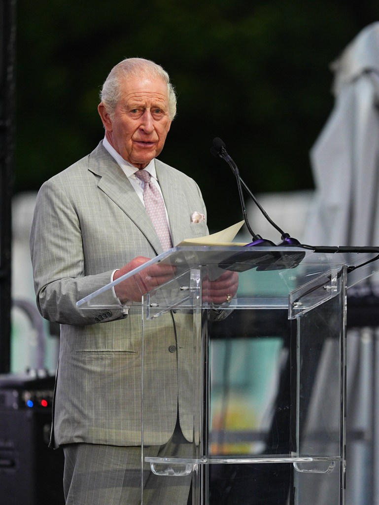 Royal family avoids offering any emotional support to Meghan Markle, Prince Harry during ‘difficult’ time: ‘Not their fight’