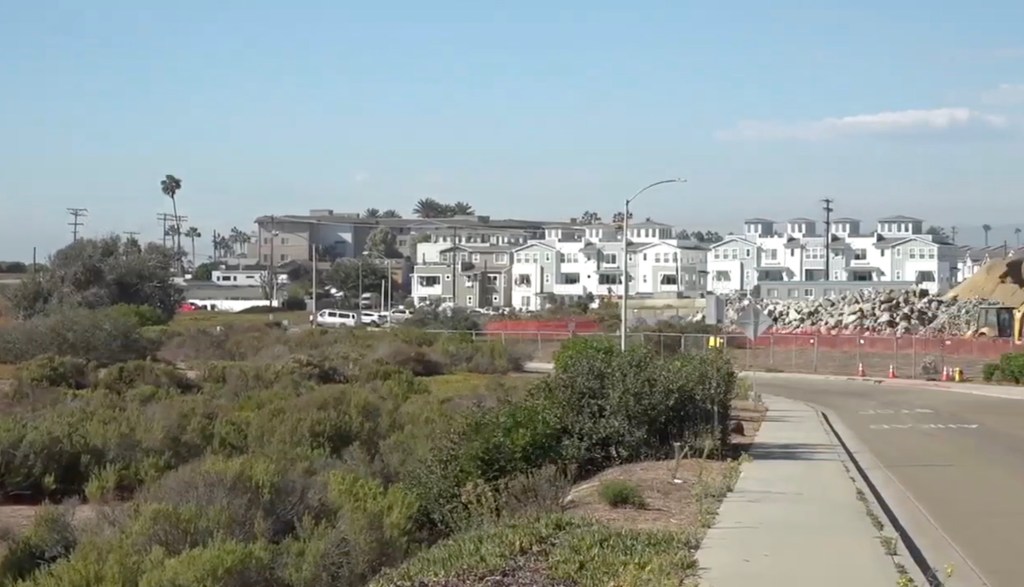 Civil war breaks out over 11 acres of stunning coastline at California beauty spot