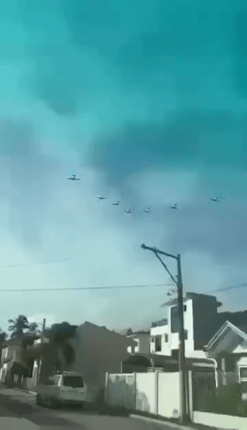 2 Philippine air force planes collide during training flight, killing all 4 pilots