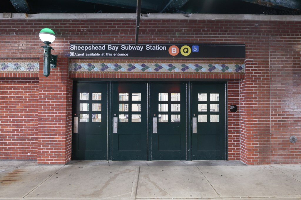 68-year-old woman cut in face in NYC subway as assaults spike: cops