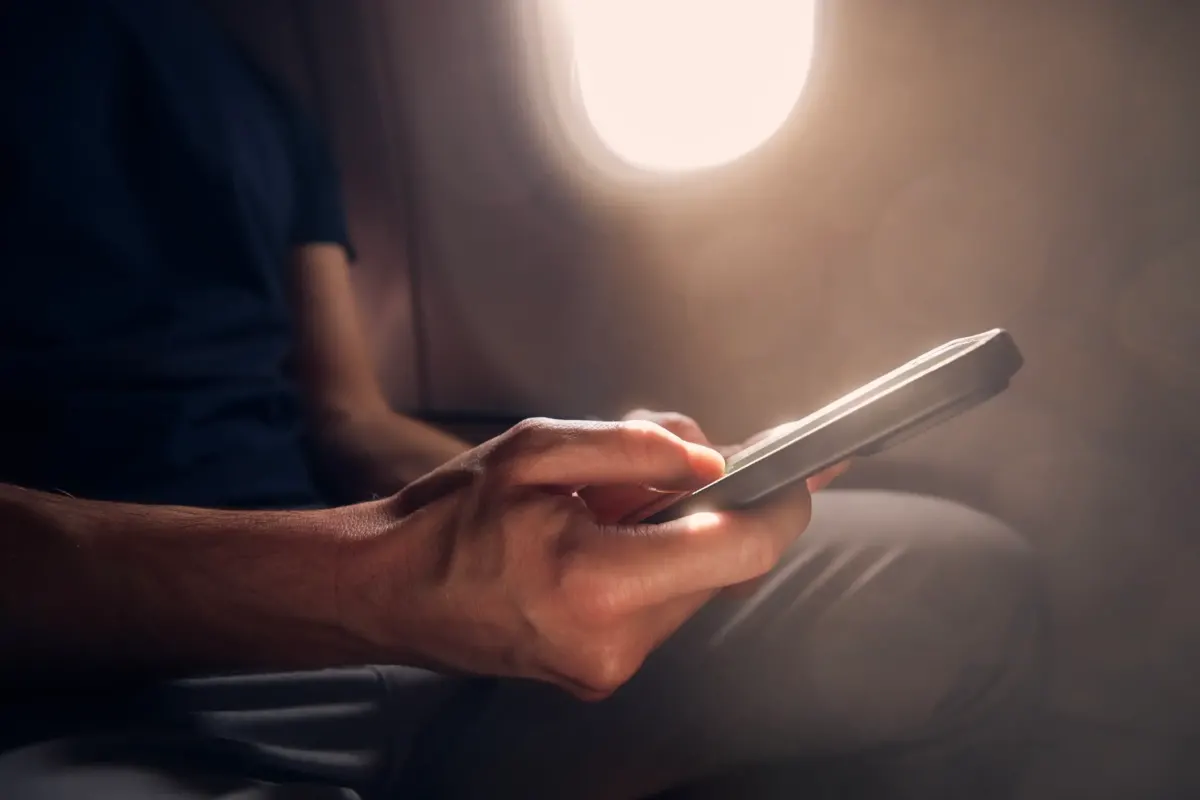 United Airlines passenger whose texts forced plane to turn around provides explanation for worrying messages