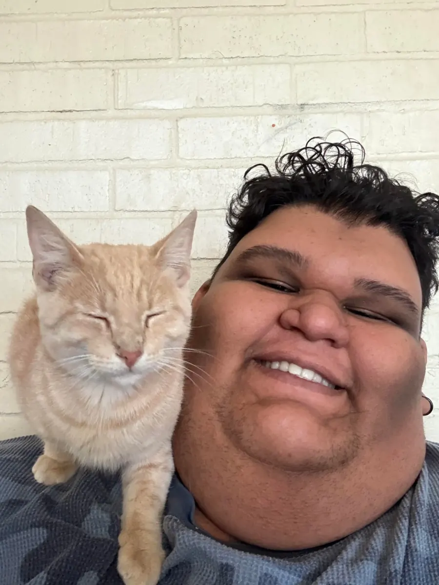Man who weighed 550lb walking every day 'for his life' explains why day 38 was his hardest yet