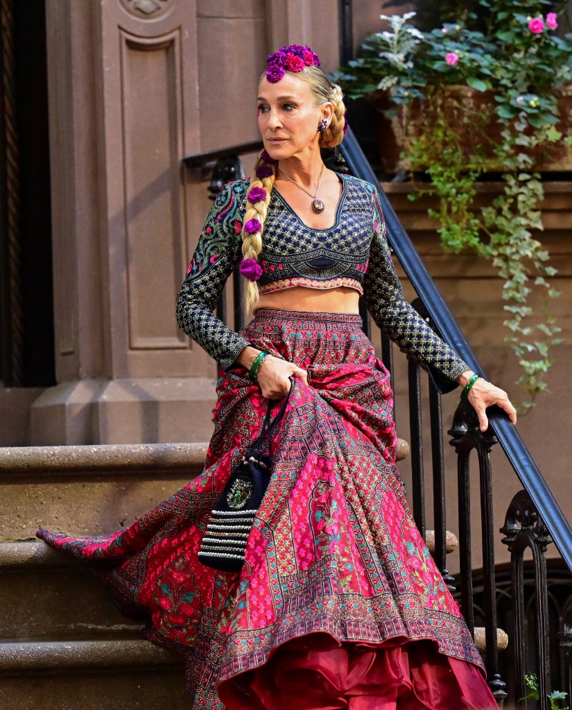 Sarah Jessica Parker brings major Carrie Bradshaw flair on NYC Ballet date night look with Matthew Broderick