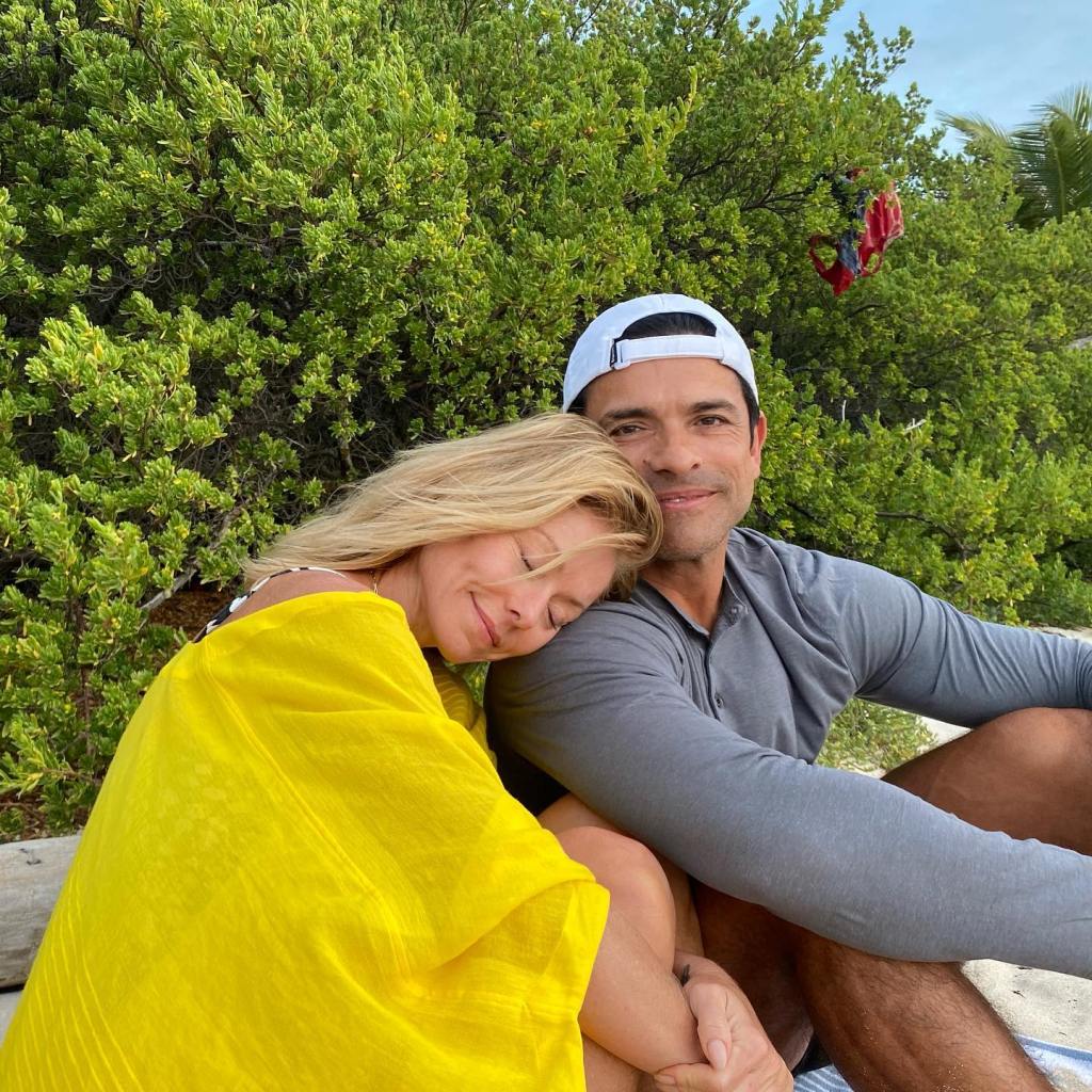 Kelly Ripa forbids husband Mark Consuelos from being ‘in charge’ of major funeral task