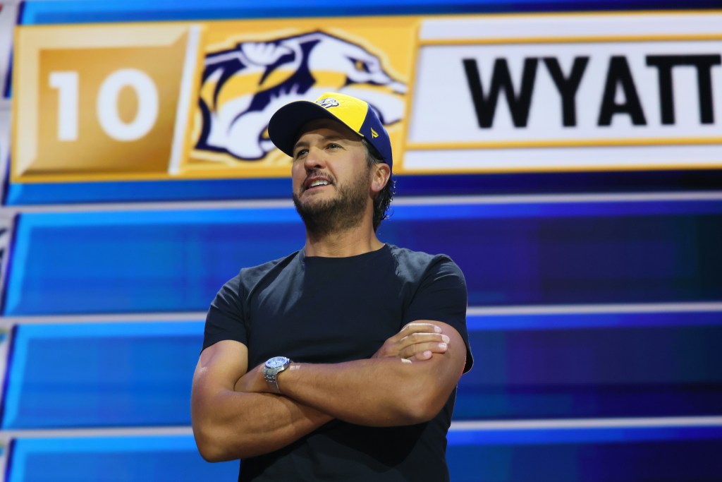 Luke Bryan’s son, 18, suffers terrifying injury during high school football game