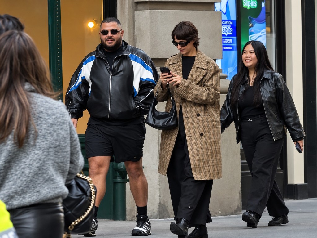 NYC first lady Rama Duwaji spotted shopping in SoHo — fresh from controversial Islamic wellness retreatÂ