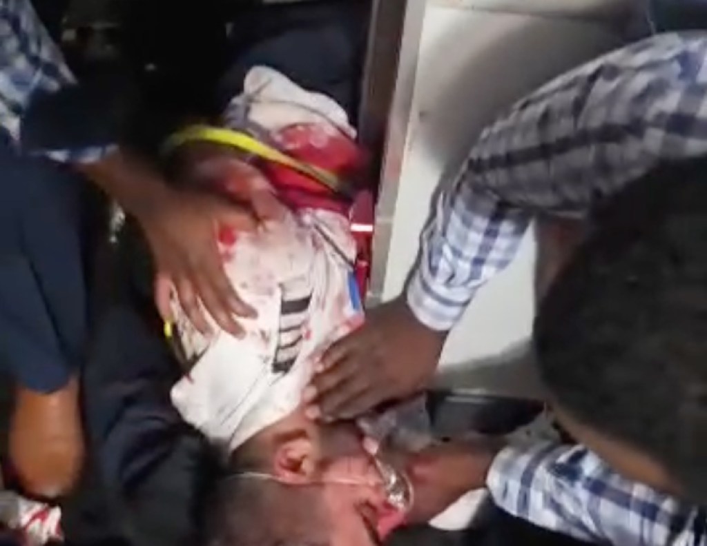 Crew of hijacked flydubai plane clashed with heroic Israeli passengers, demanded tied-up terror pilot be freed