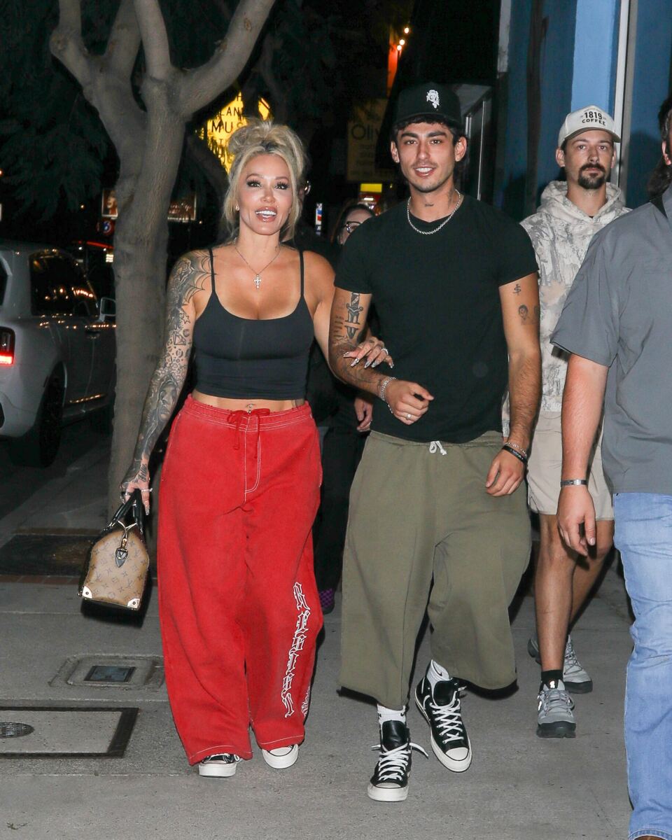 Bunnie Xo, 46, passionately kisses 24-year-old boyfriend Dylan Wolf after defending age gap backlash